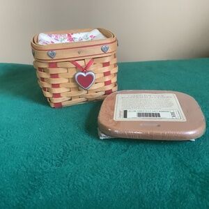 Longaberger 2002 Sweetheart Basket